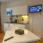 Apartmán Serene Near Wenceslas Sq & Main Station *