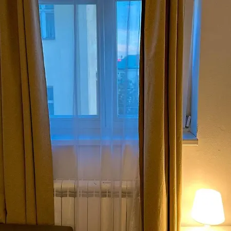 Serene Near Wenceslas Sq & Main Station Apartment *