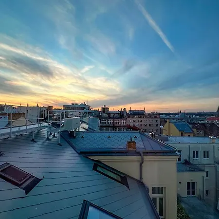 Serene Near Wenceslas Sq & Main Station Praha